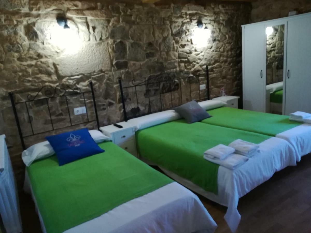 Hosteria Calixtino Palas de Rei Exterior foto